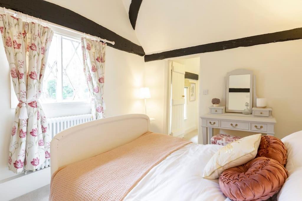 Dorney Windsor Legoland 5 Star Stay For Upto 14 Guests Exterior photo